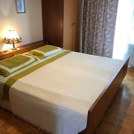 Mariella Guest house Basanija