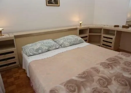 Mariella 3*