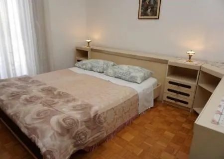 Mariella Guest house Basanija