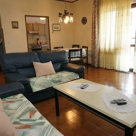 Guest house Mariella 3*