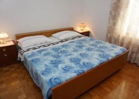 Mariella Guest house Basanija