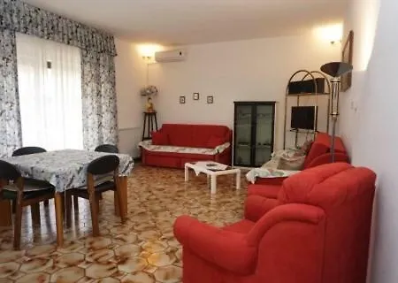 Mariella Guest house